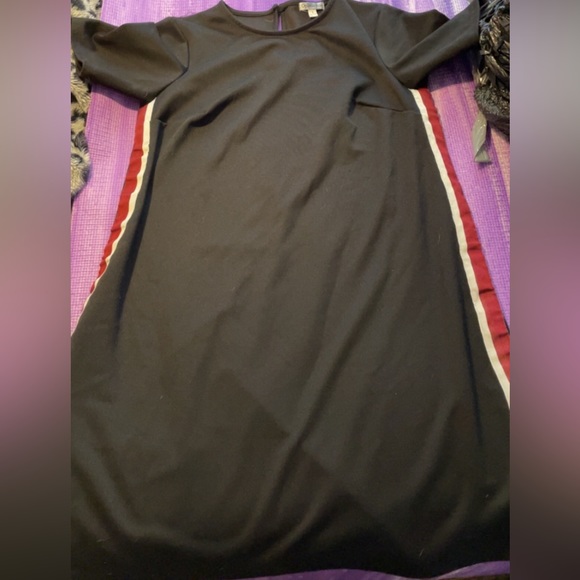 Ophelia Roe Black and Red Dress - Picture 1 of 2